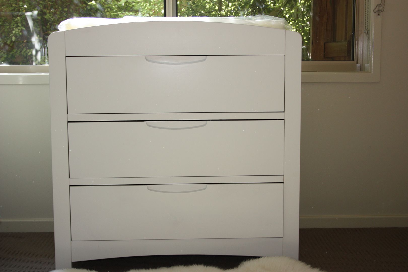 brand new malinda baby change table/changer/chest of drawers with free