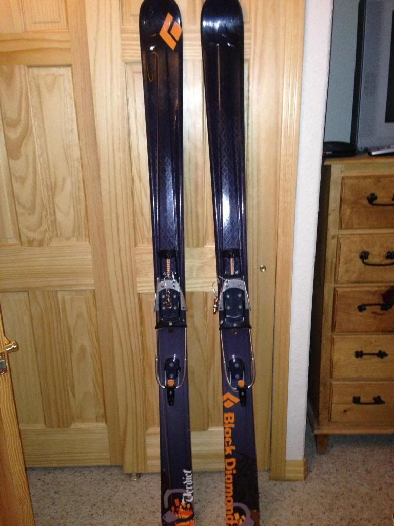 skis_zps80dfcfa8.jpg