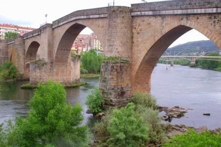 Os Peares - Ourense - Aquí viene el mayo (1)
