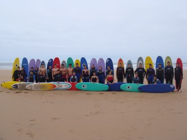 Club Natacion Sabadell realiza un curso la Escuela Asturiana de Surf
