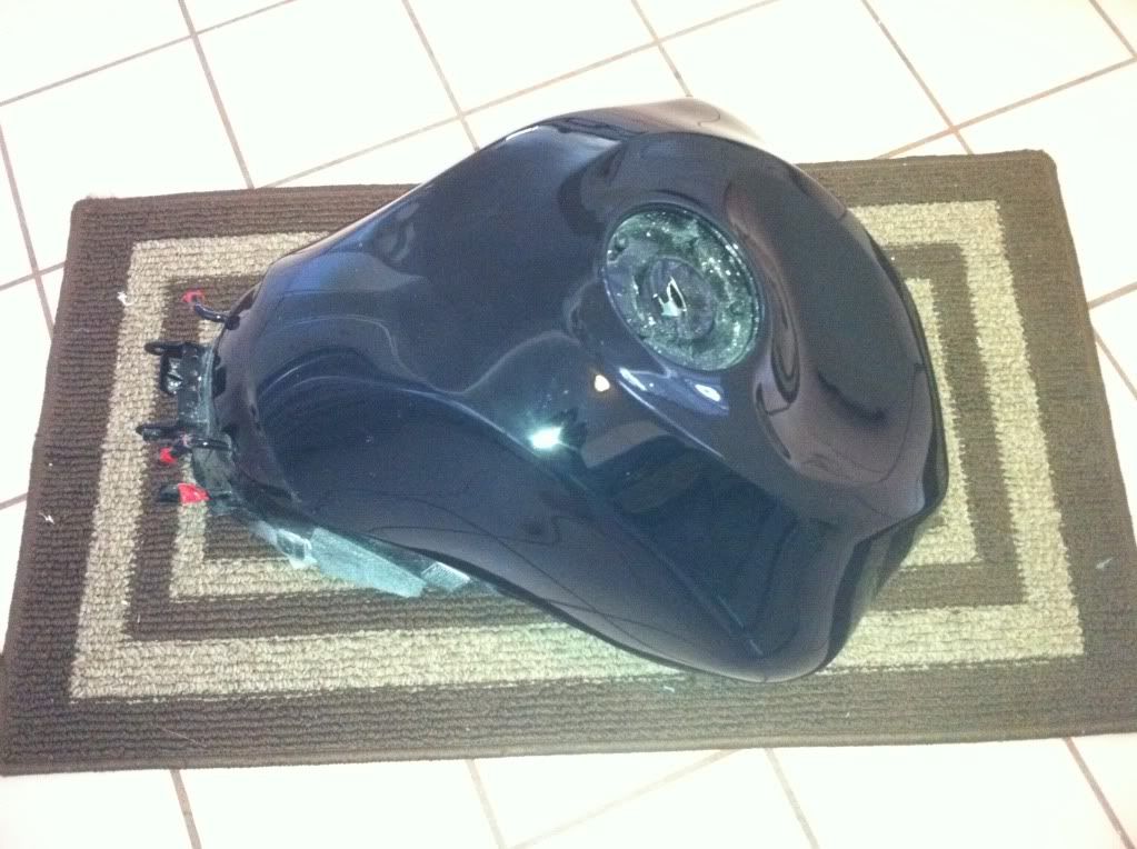 09 ZX6R Black Gas Tank/Fuel pump Kawasaki Motorcycle Forums
