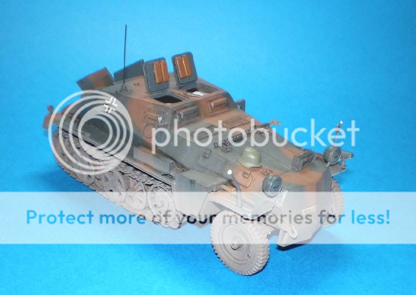 Pro built sd.kfz.252,135,Plusmodel/Dragon  