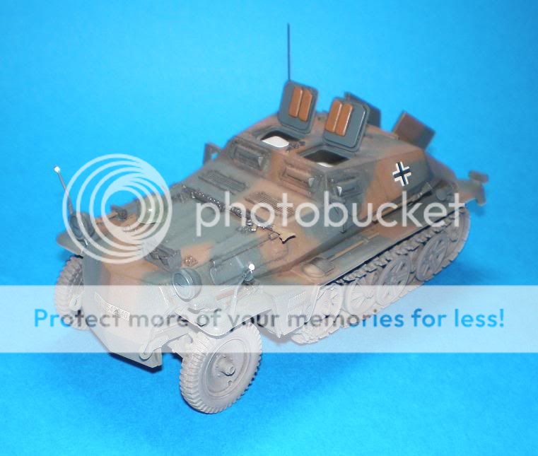 sd.kfz.252 Dragon+Plusmodel135The base kit from Dragon and 